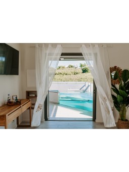 Habitation I'SEO – Studios Adult Only avec Piscine Privée à Sainte-Anne | Bonnes Adresses Inside97